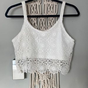 NAANAA Lace Crop Top